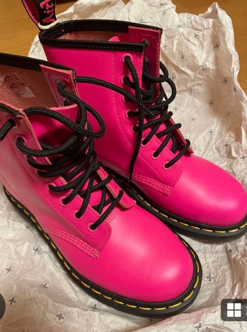 さえ　Dr.Martens ピンクブーツ　3UK 22cm〜23cm