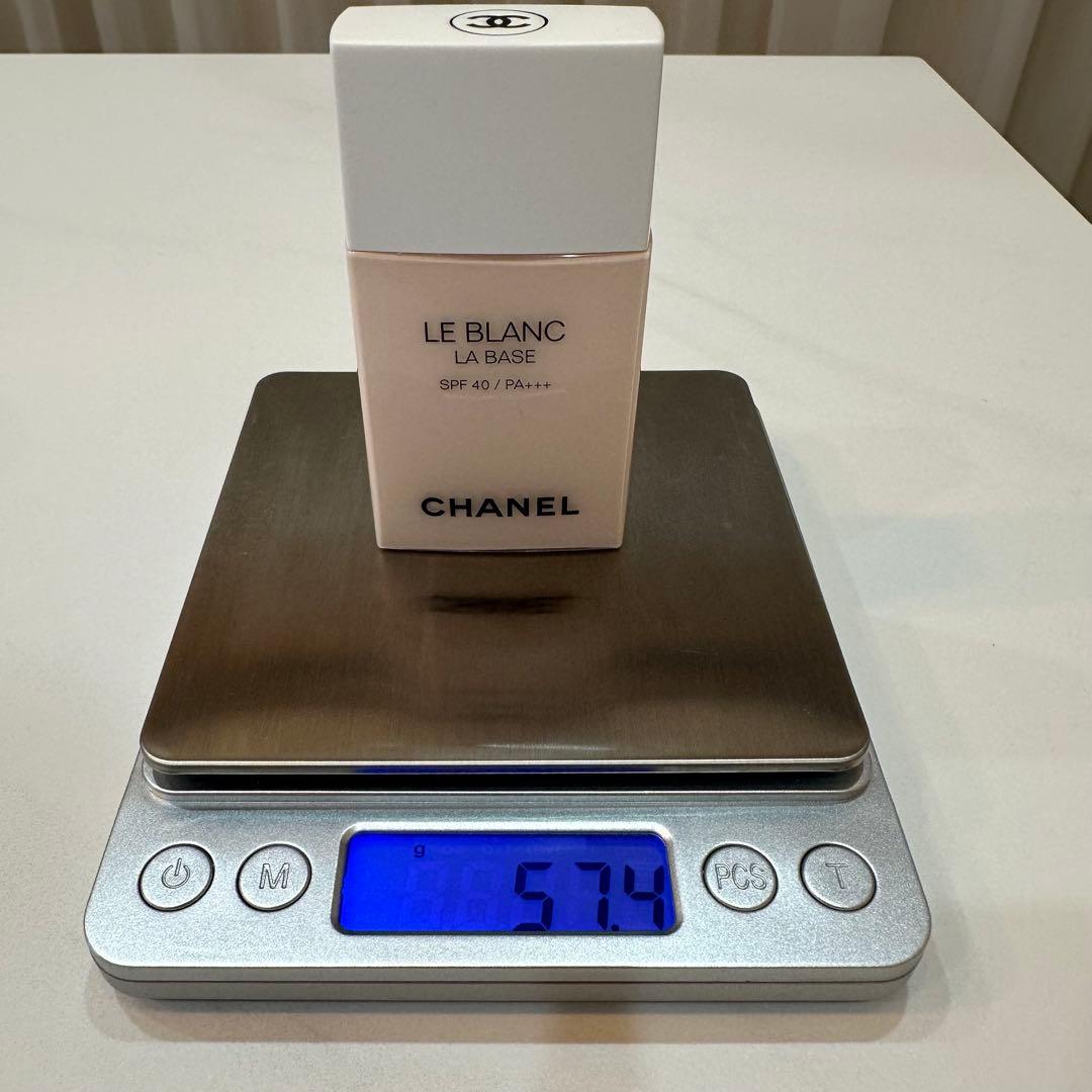 那須CHANEL 化粧下地とアルマーニファンデーション2点