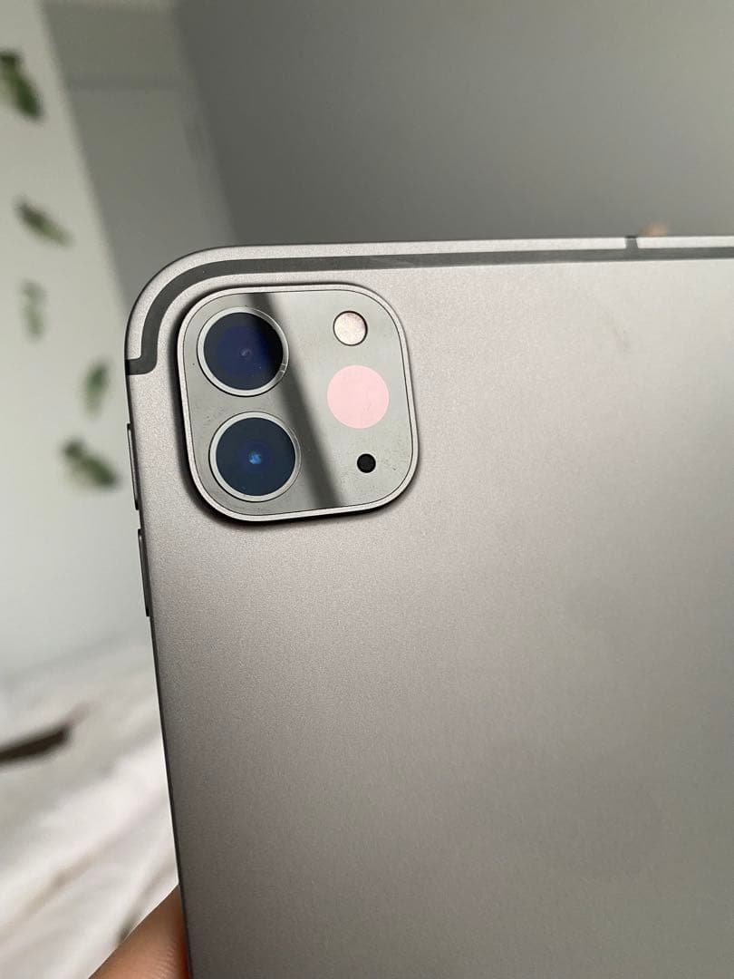 Apple iPad 11インチ スペースグレー