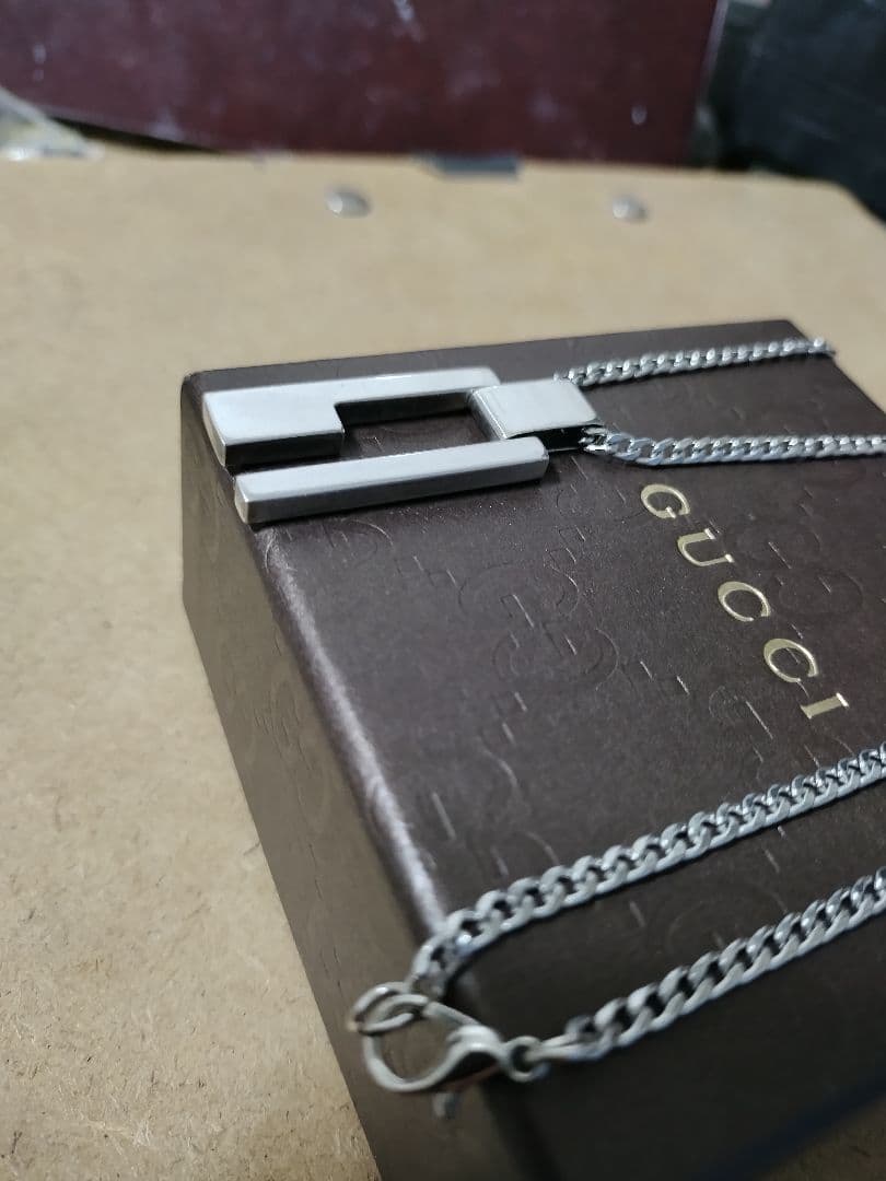 GUCCI グッチ シルバー925 Gネックレス イタリア製 高級感あり