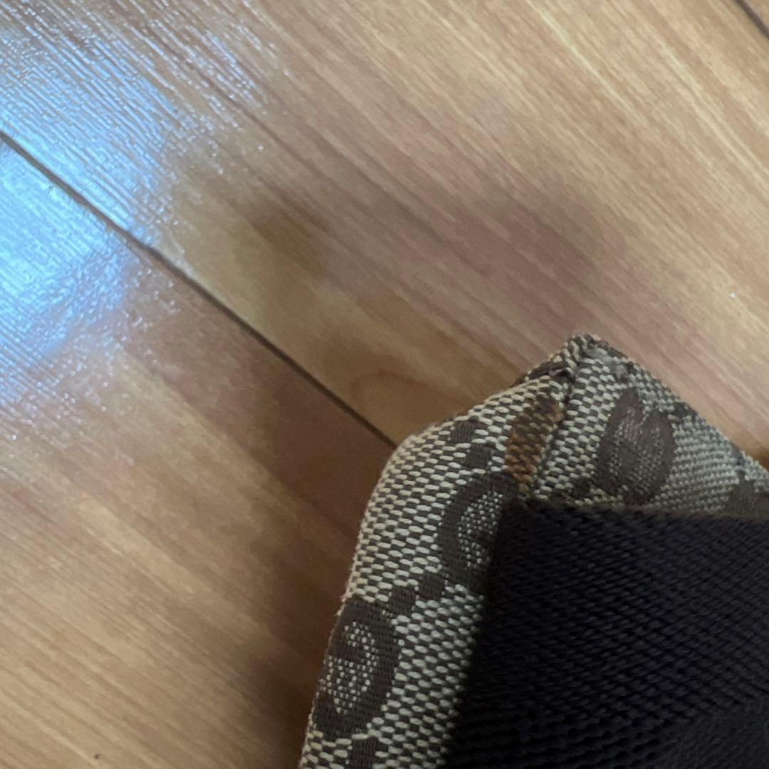 GUCCI ボディーバック