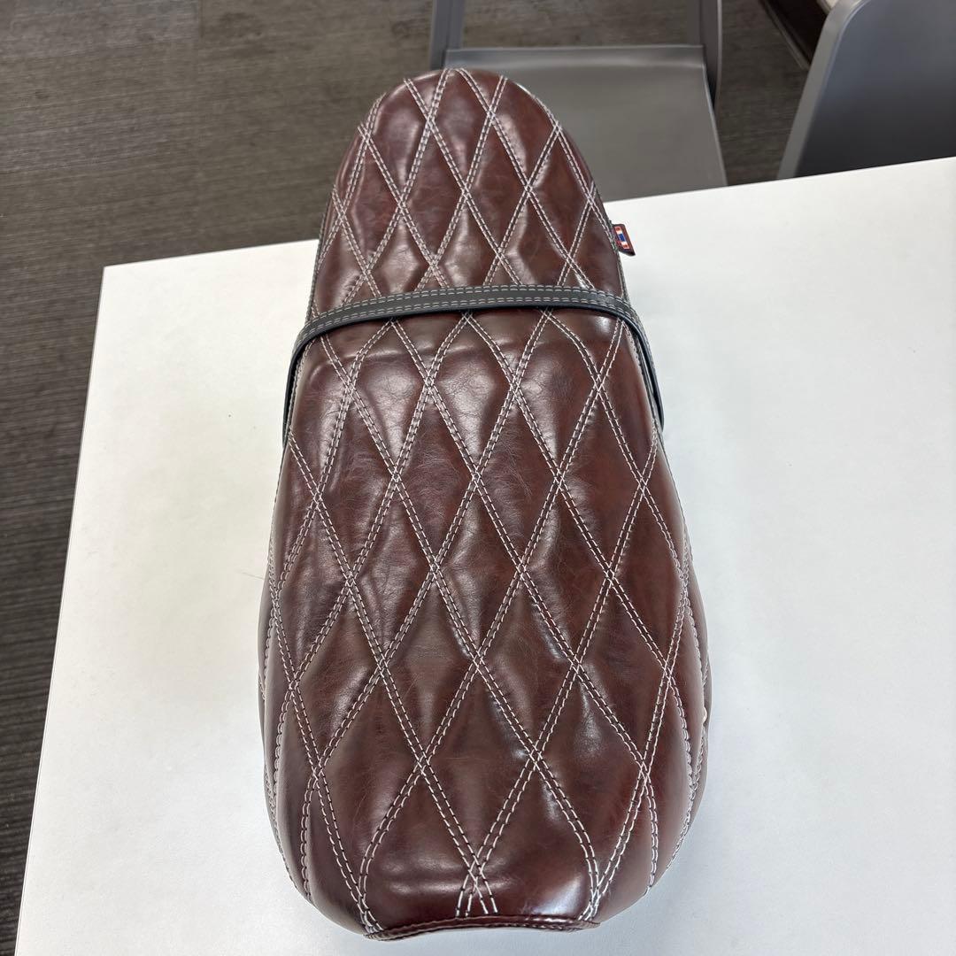 ダックス125 ノイワットダン　ダイヤモンドキルティングシート ブラウン