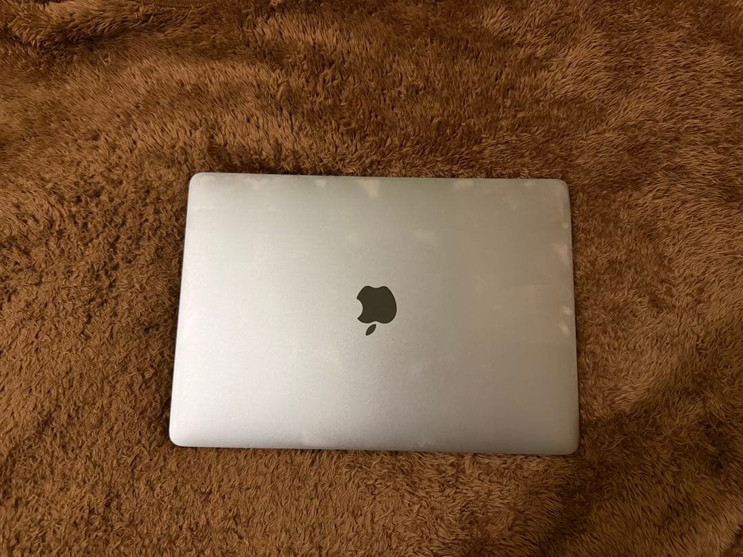 MacBook Pro 2020 13-inch 512GB スペースグレイ