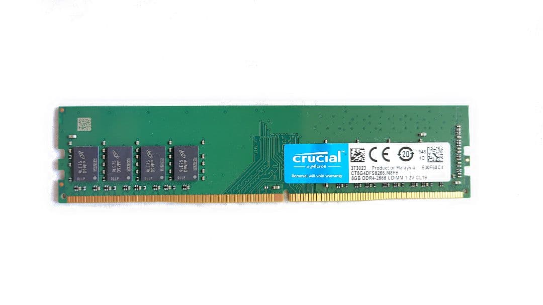 デスクトップ用　メモリ　DDR4　8GB　3枚