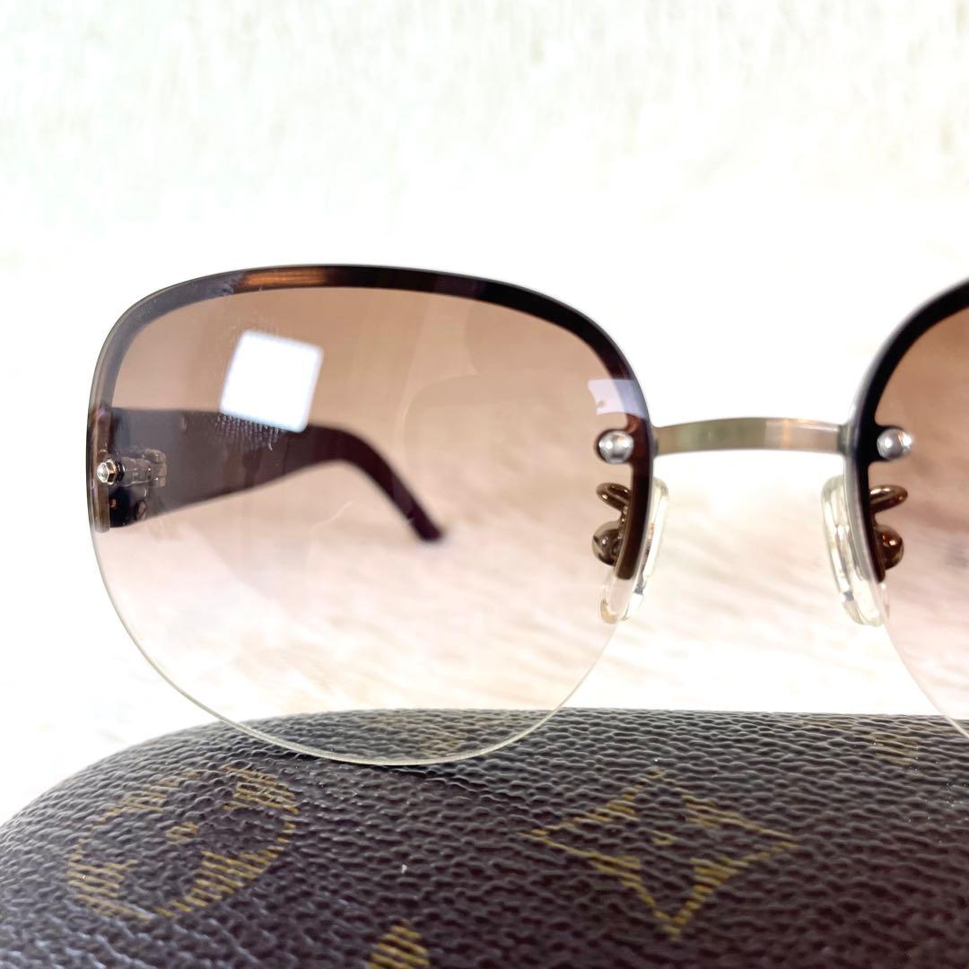 美品　GIVENCHY　ジバンシー　サングラス　SGY263　ブラウンレンズ