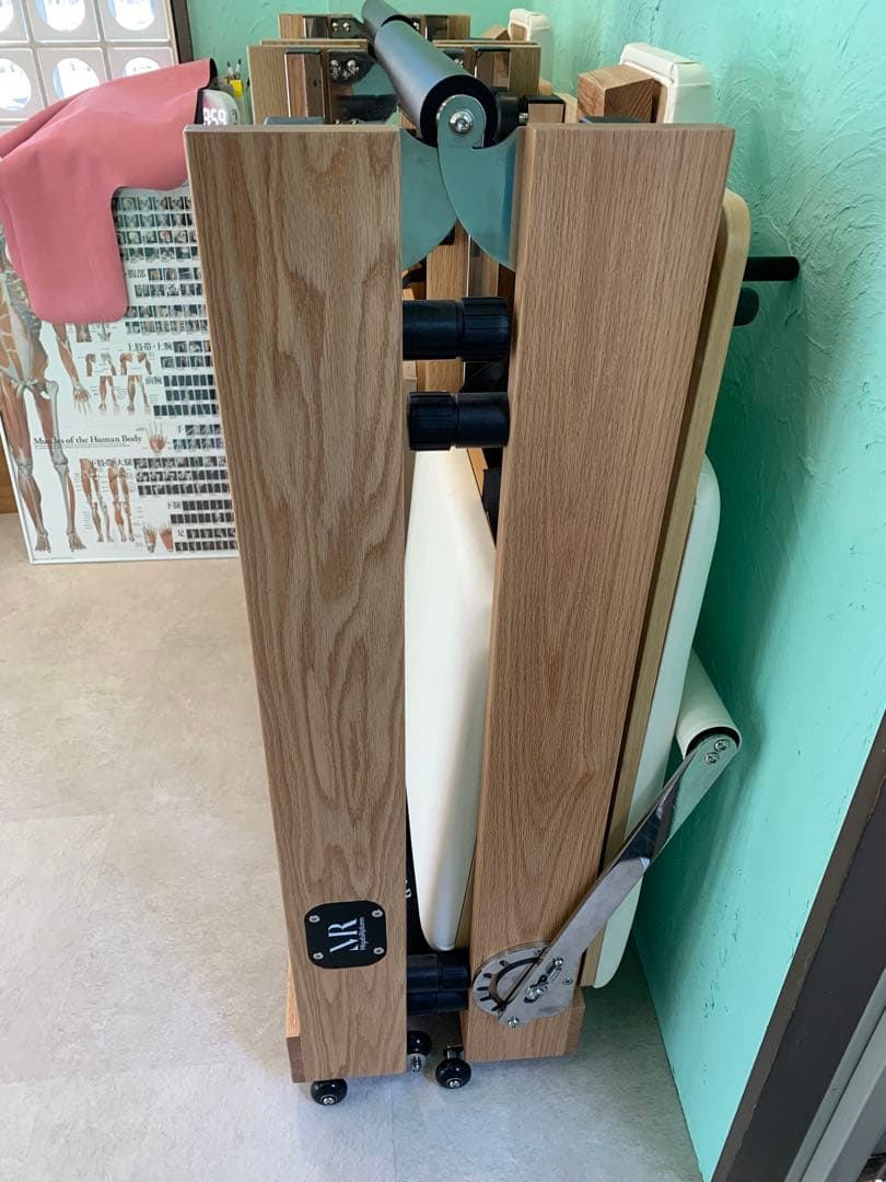 【極美品】Miyabi Pilates 折り畳み式リフォーマーピラティスマシン