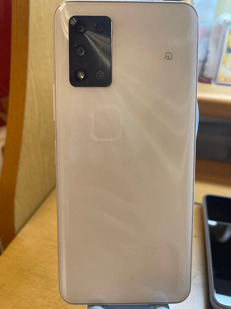 A102Z スマートフォン 本体