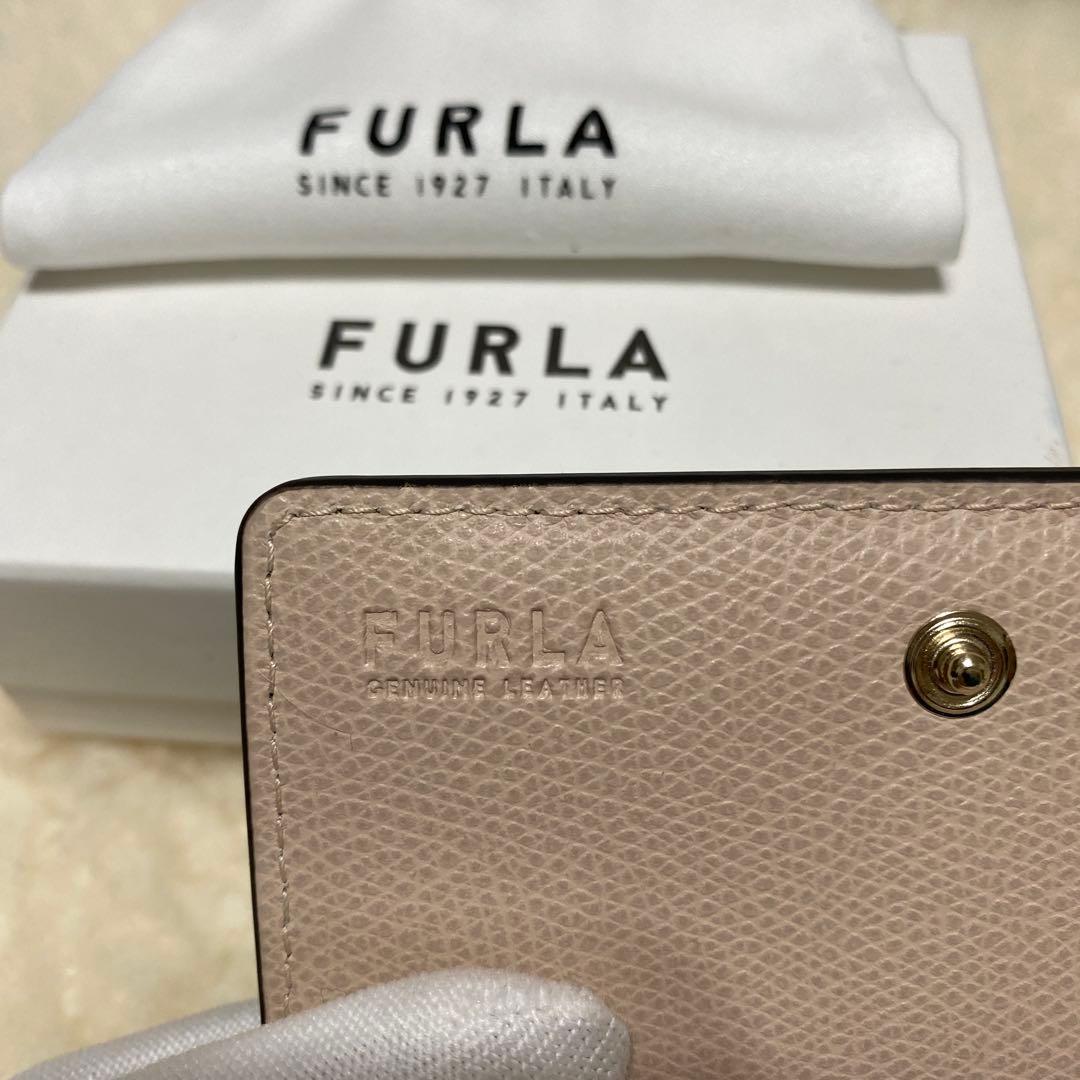 未使用　美品　フルラ　FURLA　名刺入れ　カード/パスケース　レザー