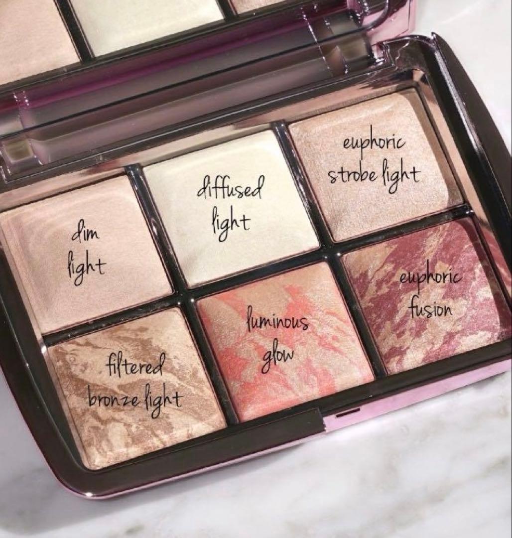 チーク HOURGLASS Ambient Lighting Edit Volume