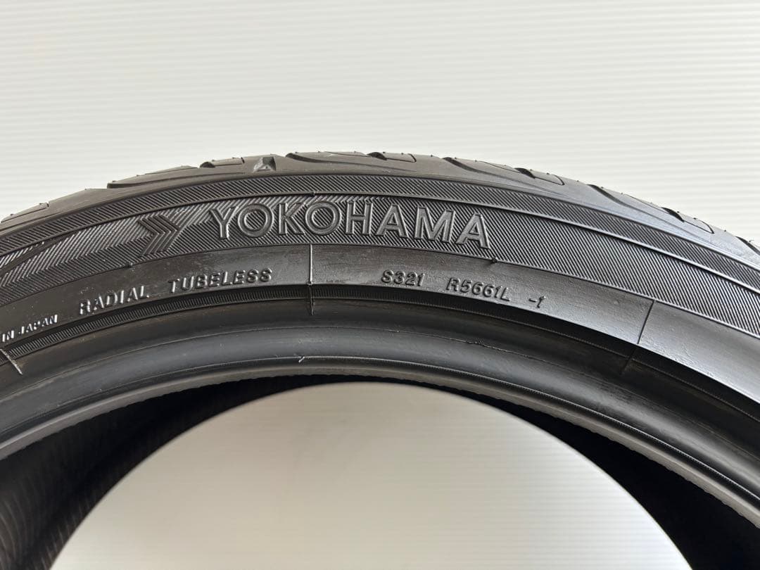 ②【国産バリ溝・送料無料‼️】 235/40R19 ヨコハマAVID エンビガー