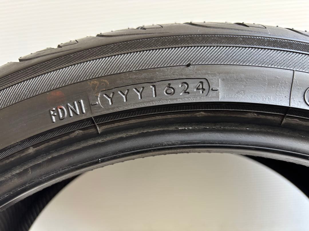 ②【国産バリ溝・送料無料‼️】 235/40R19 ヨコハマAVID エンビガー
