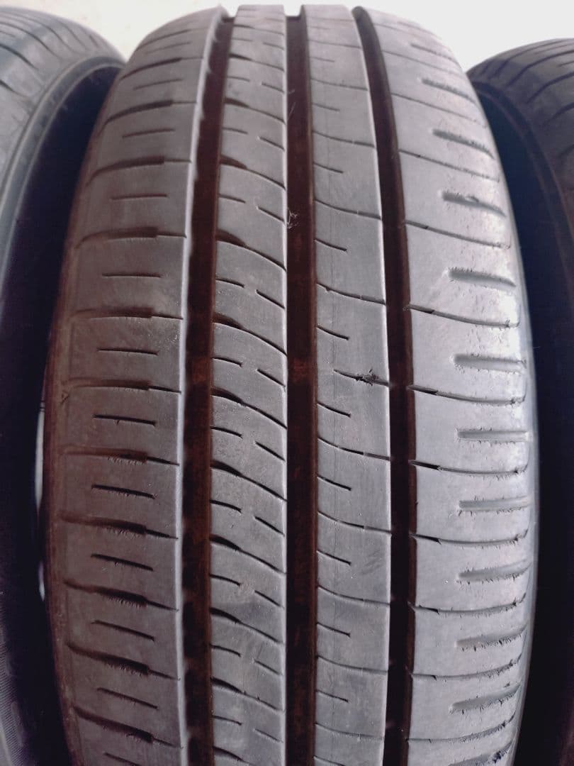 ダンロップ185/60R15 夏タイヤ 4本