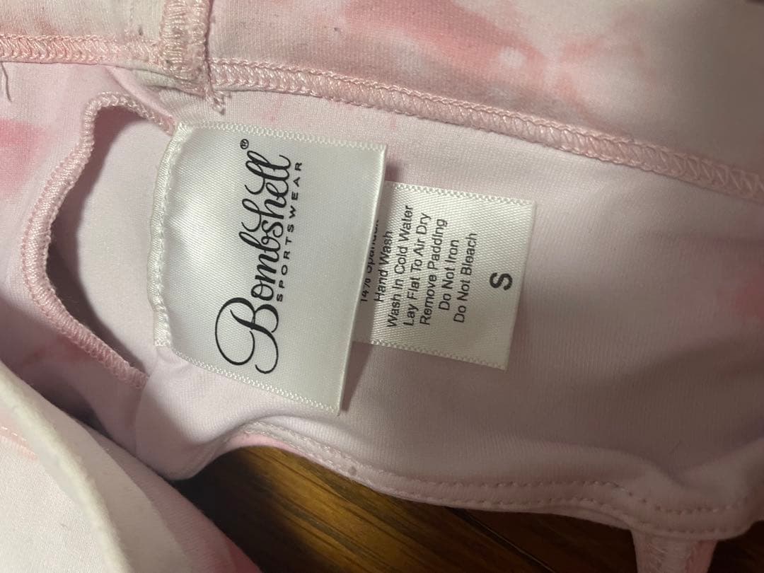 値下げ！Bombshell Sportswear ブラ　レギンス セット
