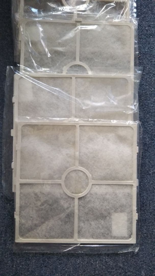 換気扇 ツインファン 同時給排型窓用　 高須産業 FMT-200S