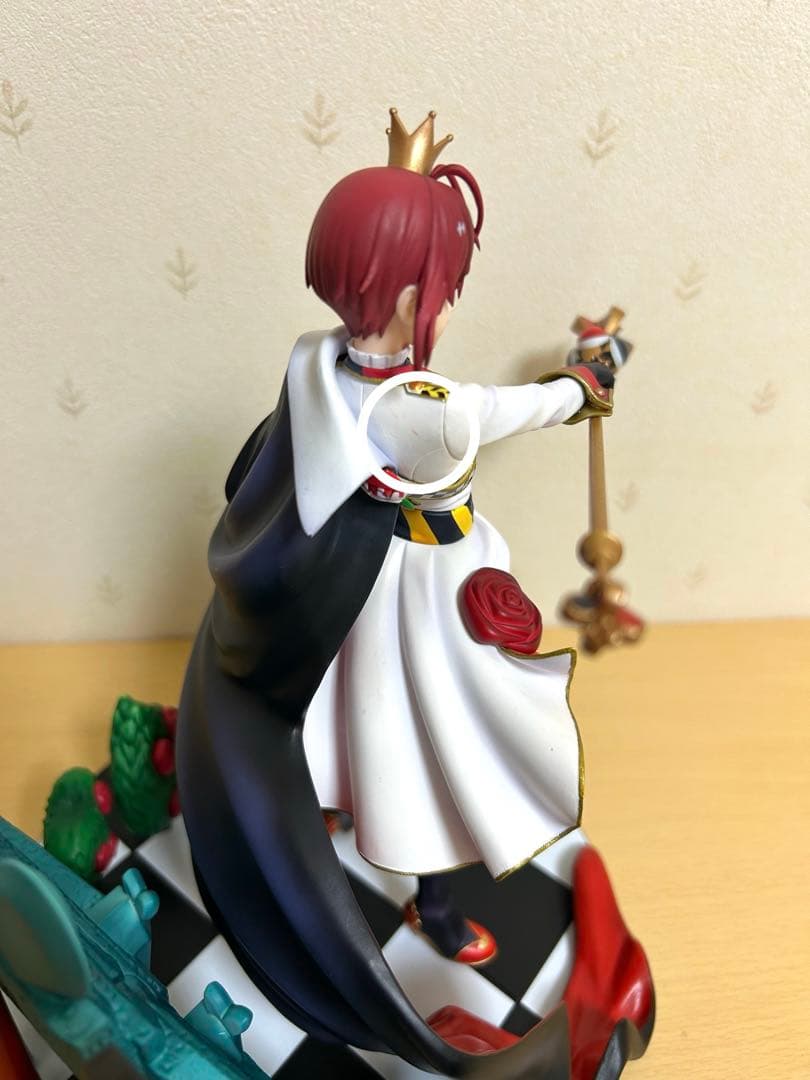 ツイステッドワンダーランド リドル・ローズハート 1/8スケールフィギュア
