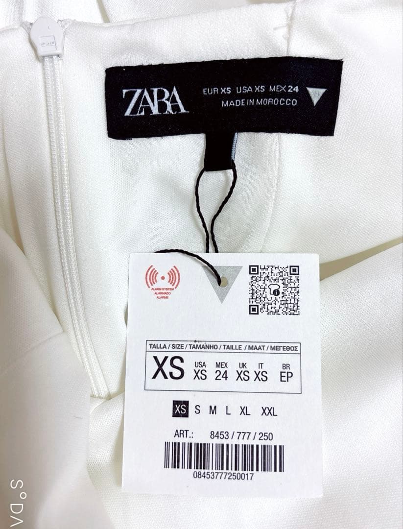 新品タグ付♡ZARAザラ♡コンビネーションボリュームワンピース・バルーンスカート
