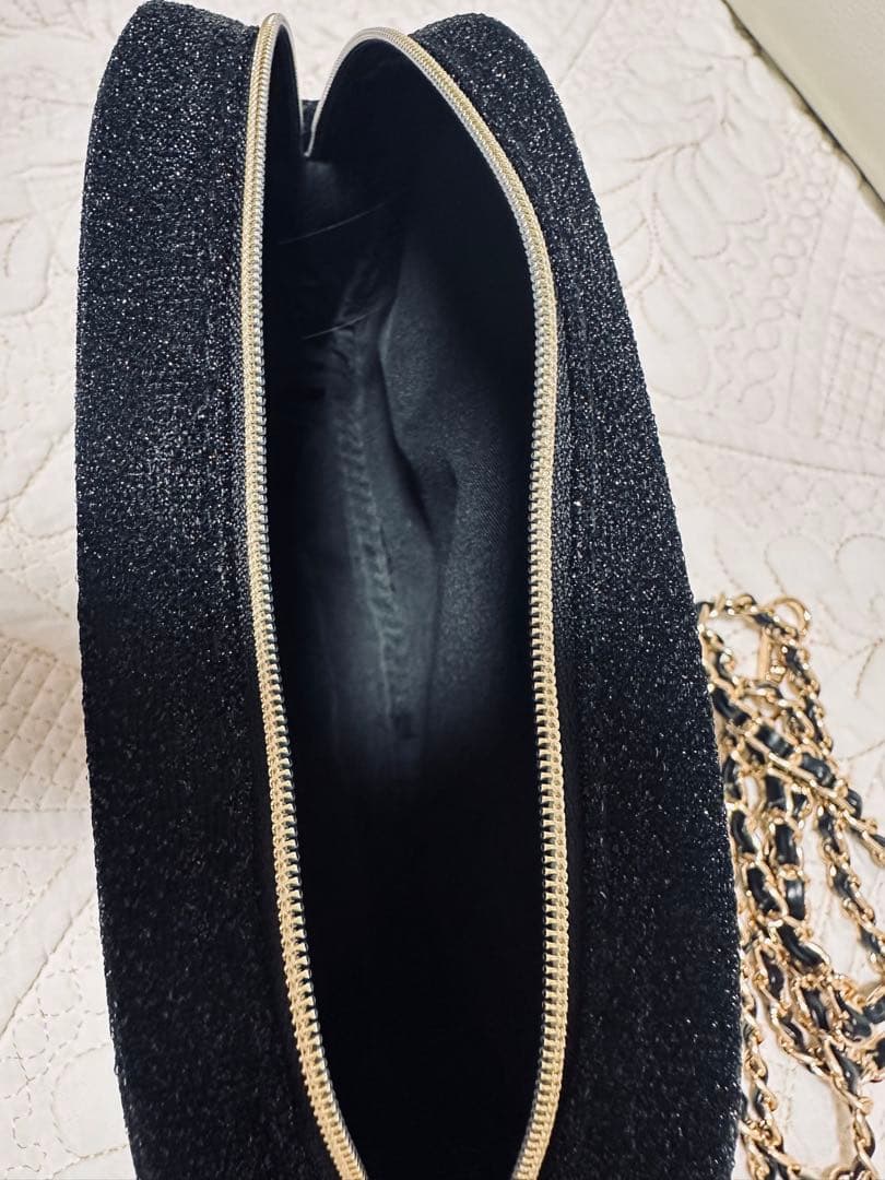 訳あり☆新品CHANEL黒ノベルティコフレポーチ☆ラメ入りショルダーストラップ付