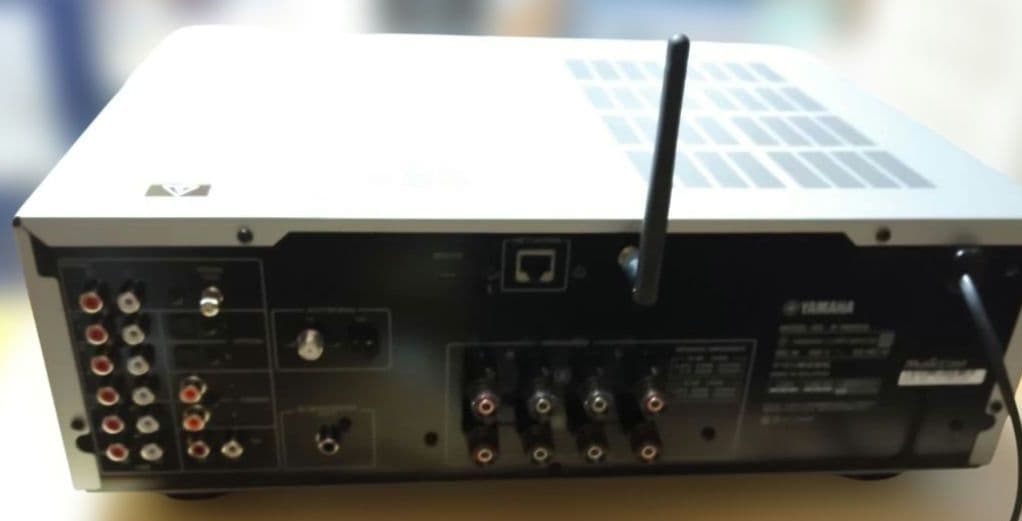 YAMAHA　R-N600Aネットワークレシーバー【未使用に近い】