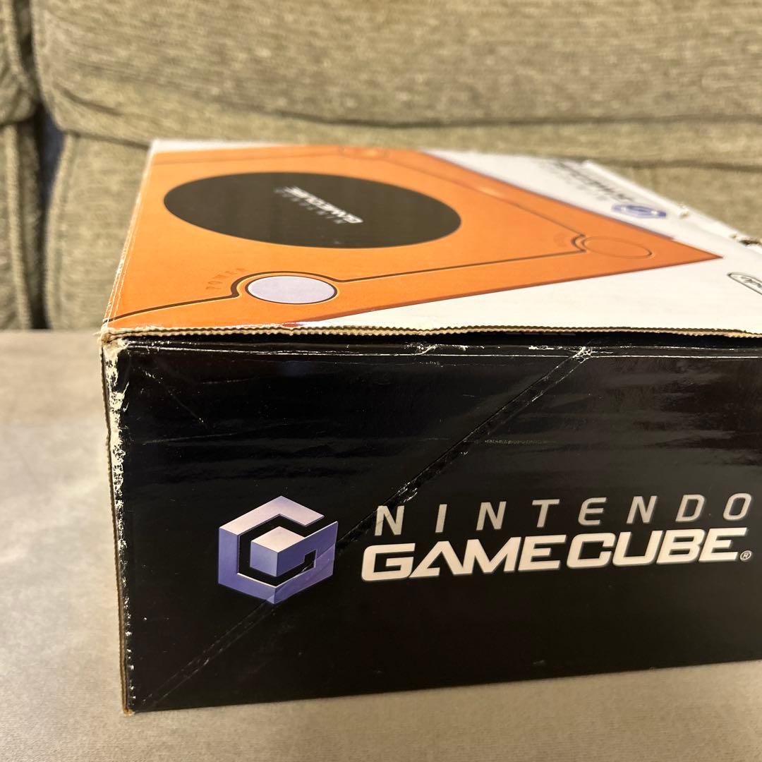 ニンテンドーゲームキューブ　本体　オレンジ