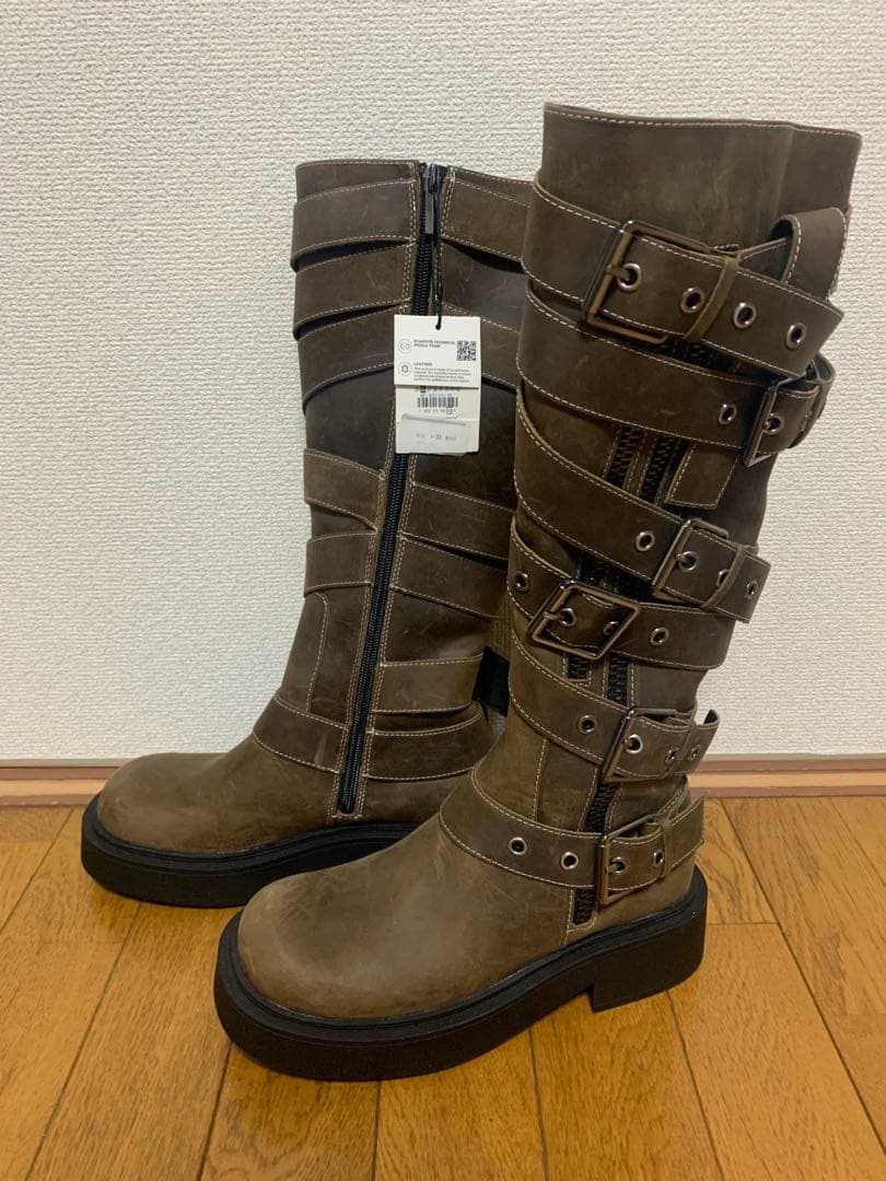 S 新品未使用 ZARA バックルレザーニーハイブーツ