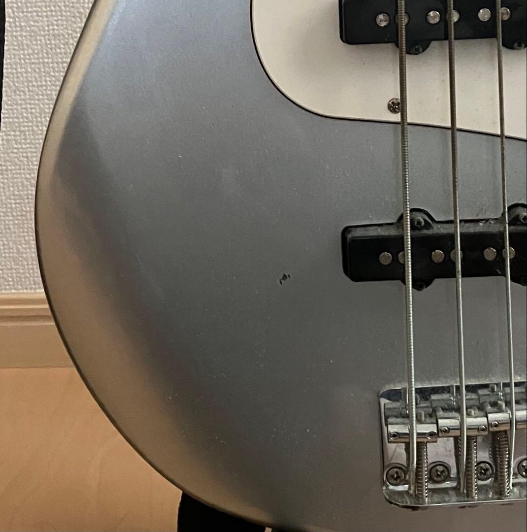 ベース Squier Affinity JAZZ BASS