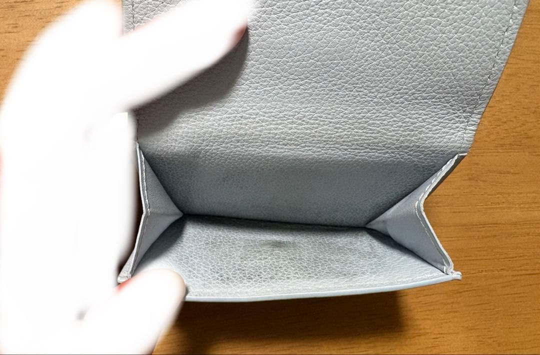 ルイヴィトン　LOUIS VUITTON 財布