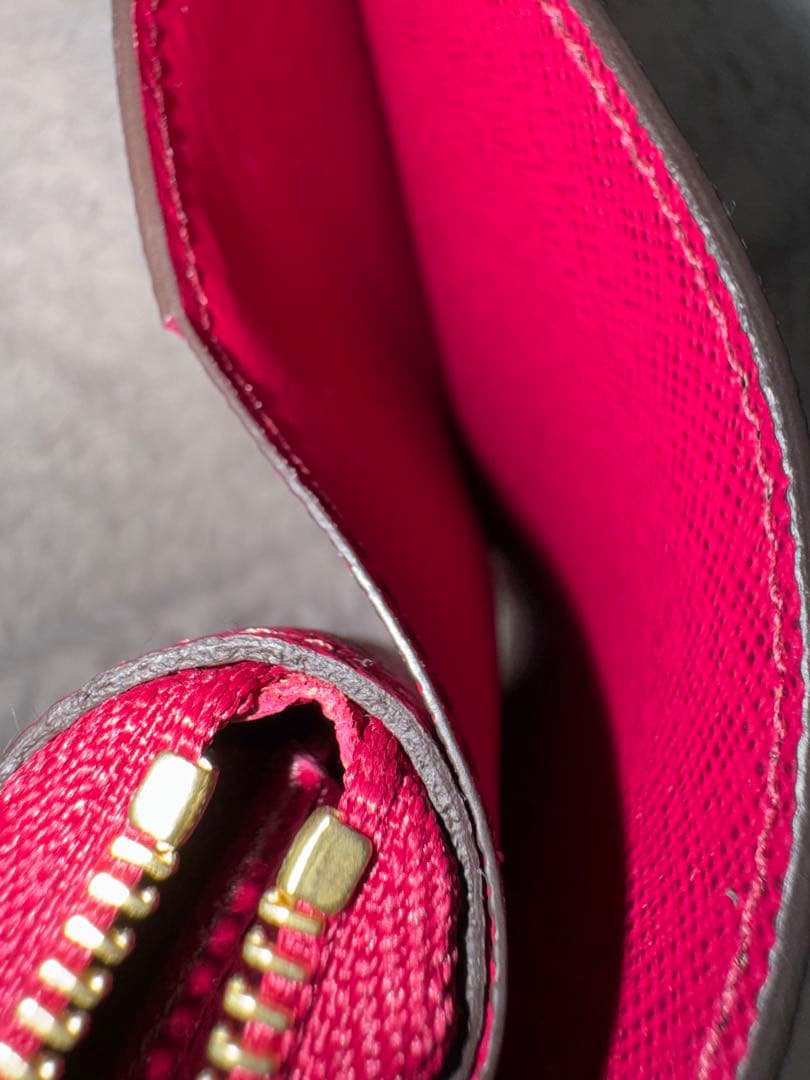 LOUIS VUITTON ポルトフォイユ 二つ折り財布