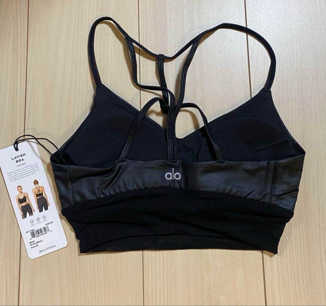 新品Alo yoga アローヨガ ブラトップ XS