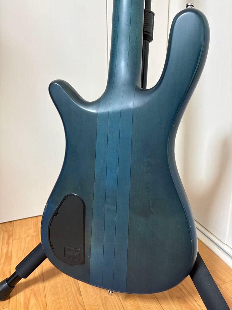ベース Warwick RockBass Streamer NT1