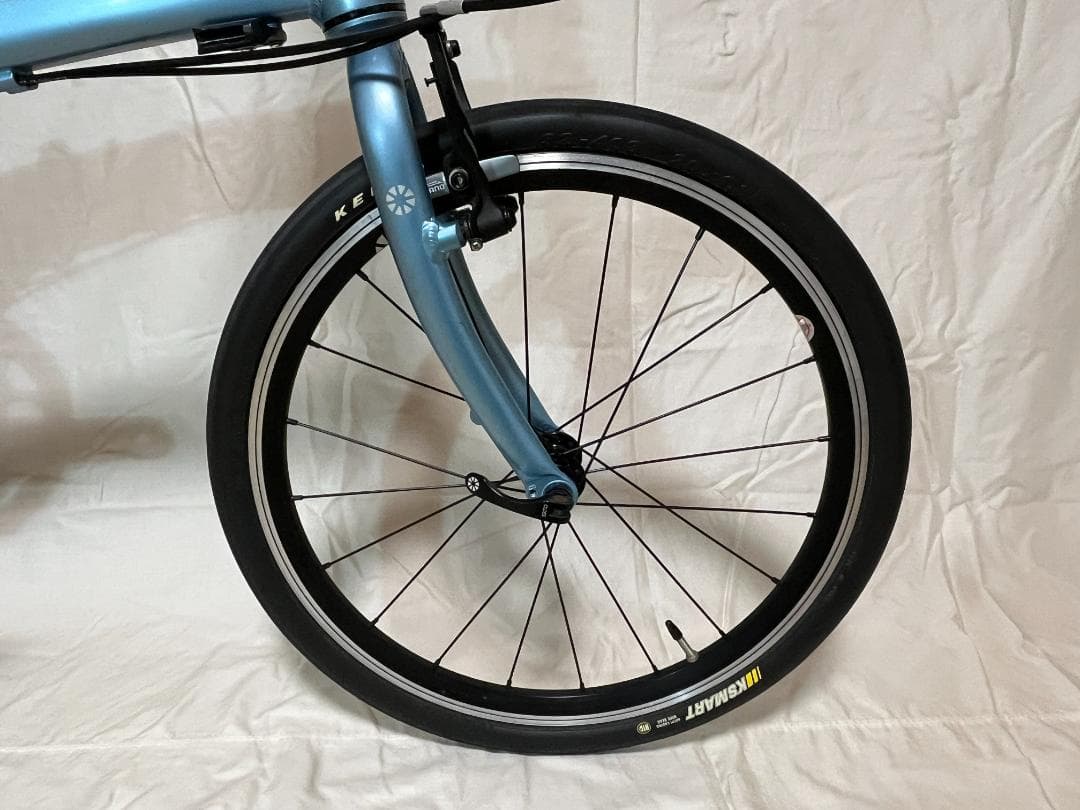 (abri）DAHON Vitesse D8 20inch 406ホイール
