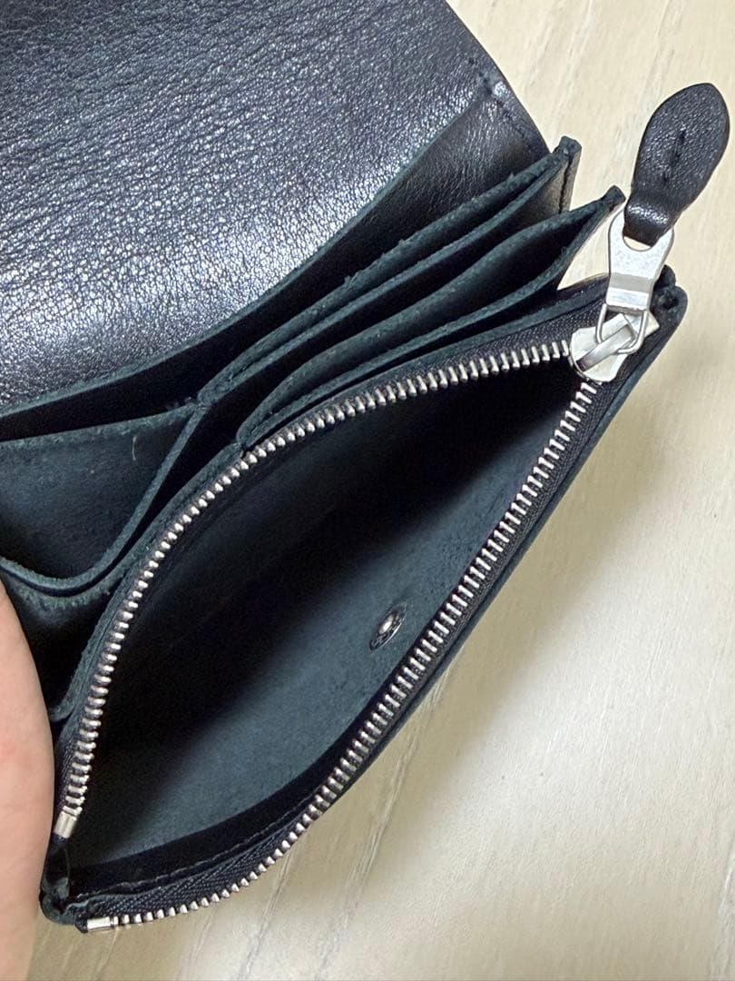 小物 STANDARD SUPPLY FLAP WALLET
