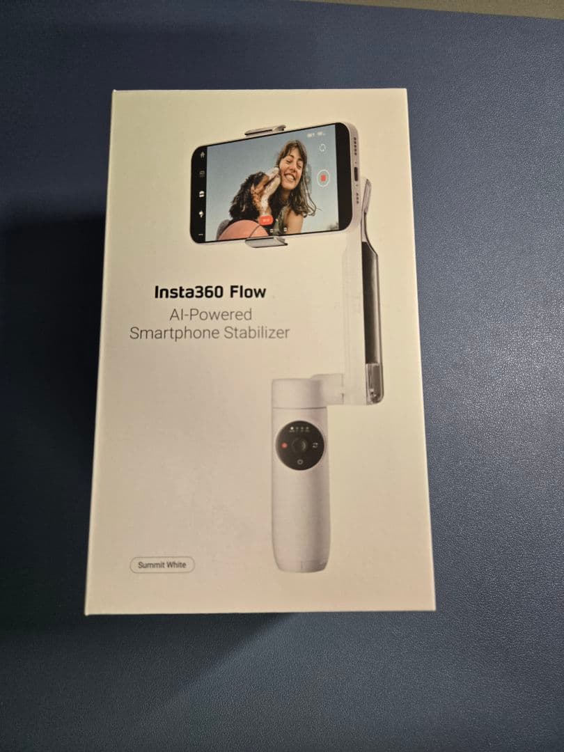 f*様 Insta360 Flow スマートフォンスタビライザー　ライト付き