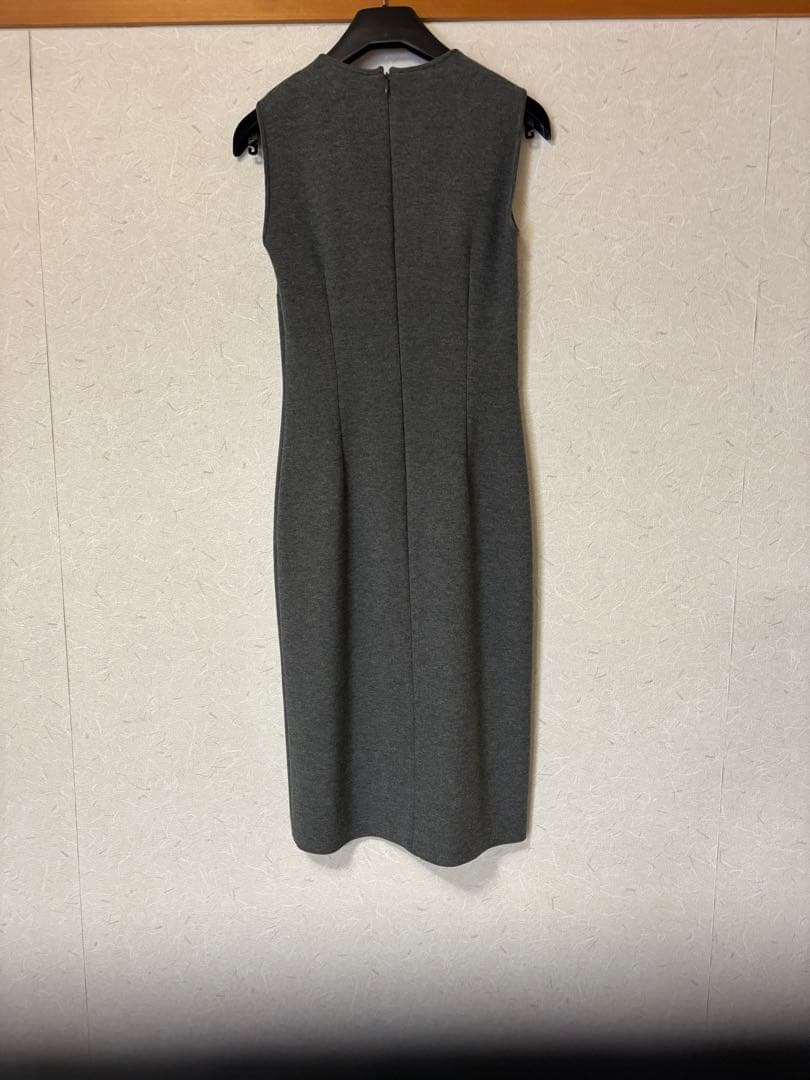 DOLCE&GABBANA グレー ノースリーブ ワンピース