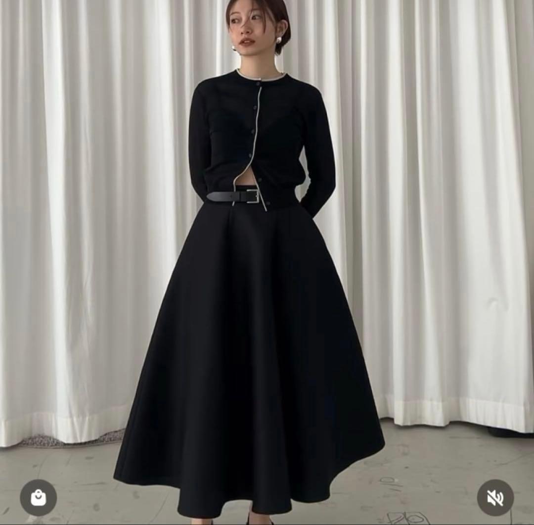 CLANE VOLUME FLARE SKIRT ブラック　0 クラネ
