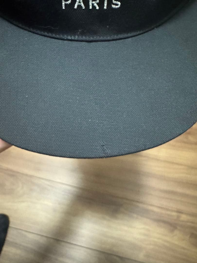 GIVENCHY ブラックキャップ