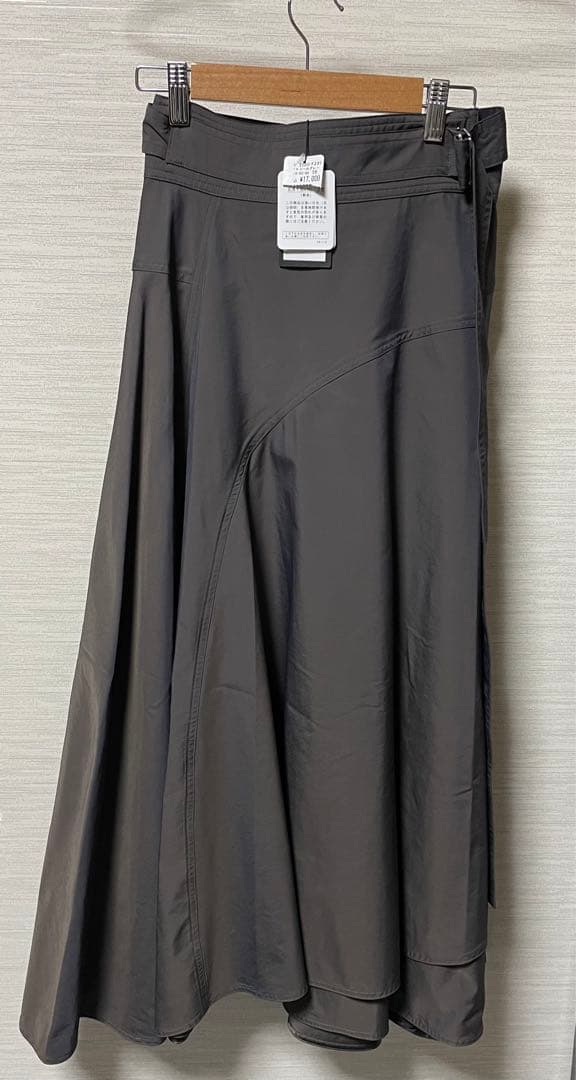 ヤマダヤ YAMADAYA 新品タグ付き Aga ラップフレアスカート M 9号