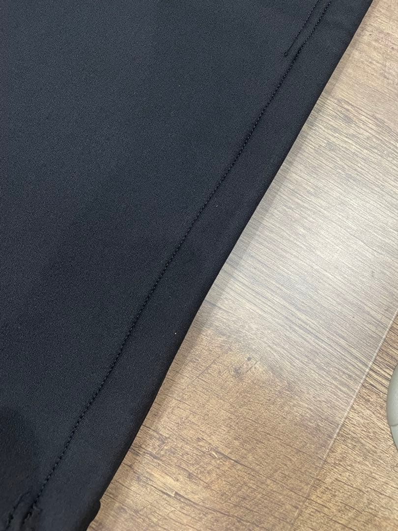 MARK & LONA Arco Mock Neck Topブラック サイズM