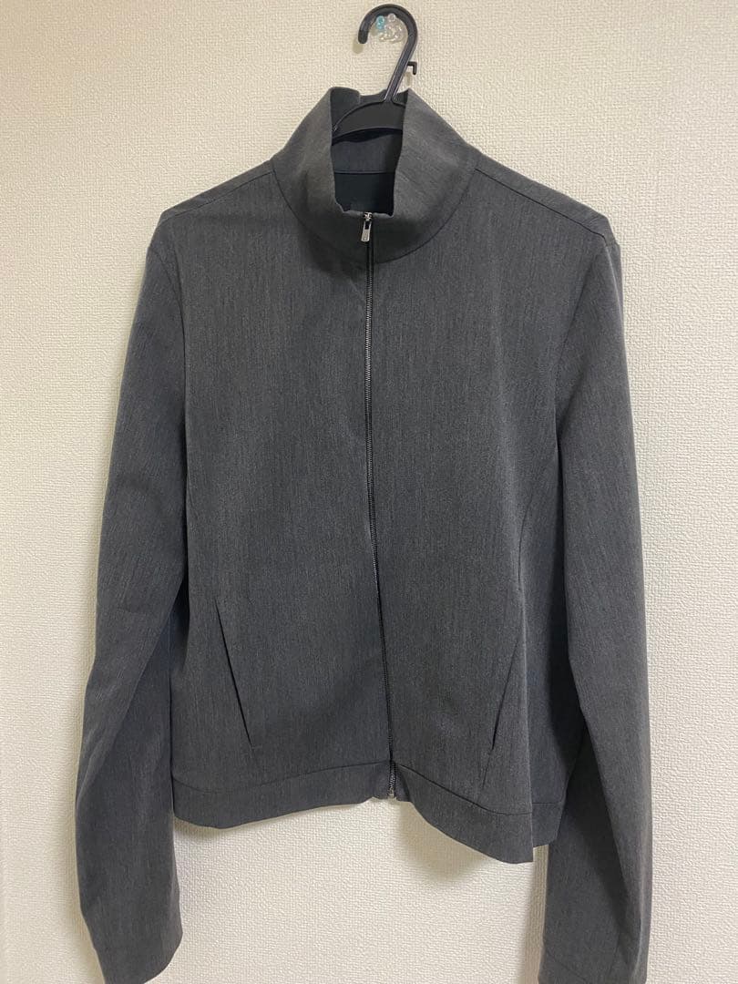 iSHII x müdule fatigue neck zip I SHII