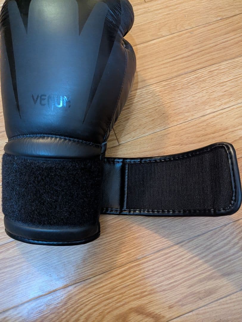 Venum ヴェナム ボクシンググローブ 14oz ブラック