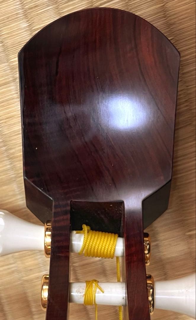 津軽三味線　高級紅木 金細 綾杉胴 鼈甲 津軽塗胴掛 両面新皮　美品