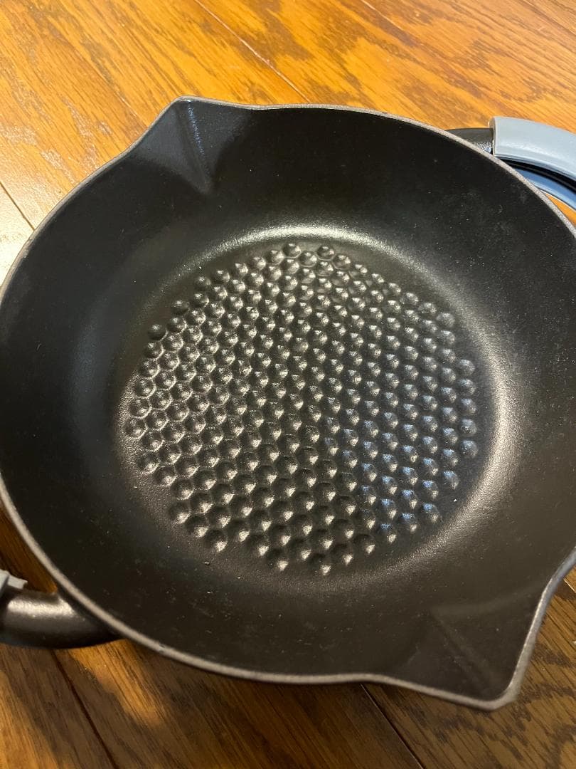 ストウブ Staub ニダベイユ 両手フライパン 28cm シリコンハンドル付き