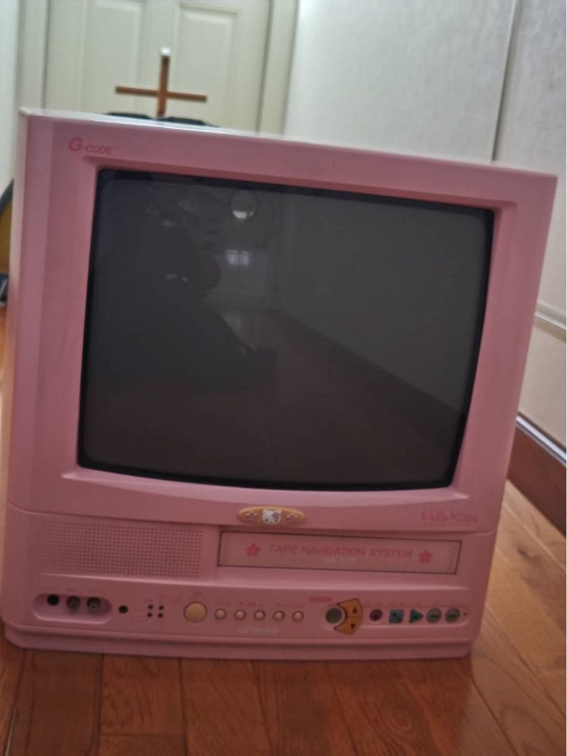 日立 14インチ ピンクブラウン管テレビ　ハローキティ　チューナー付き