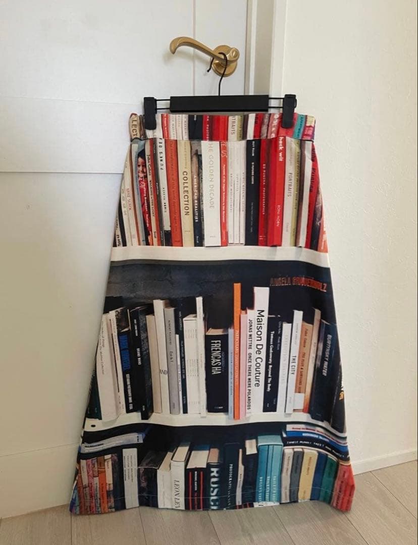 AMERI MANY BOOKS SKIRT本棚柄スカート