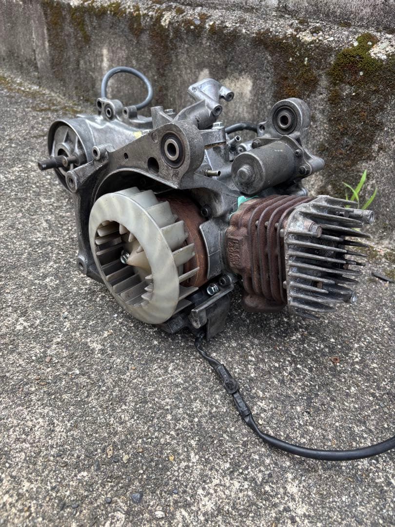 ライブディオ　AF34・AF35 クランクベアリング交換済エンジン。