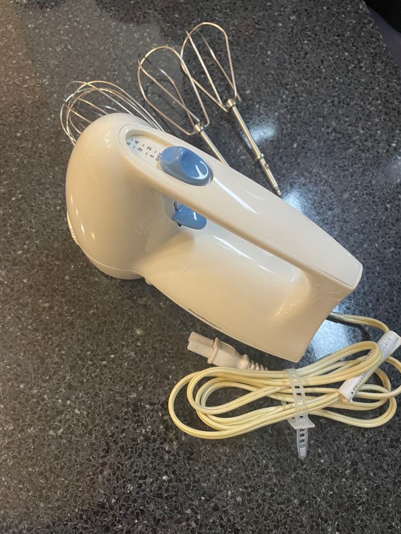 Cuisinart ハンドミキサー 泡立て器付き