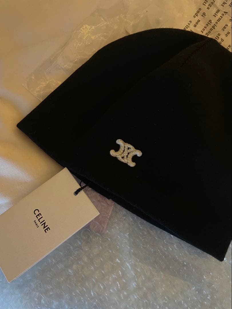 CELINE トリオンフ ビーニー 正規品
