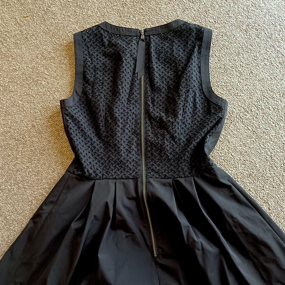FOXEYニューヨーク　ブラック ノースリーブ フレアワンピース美品