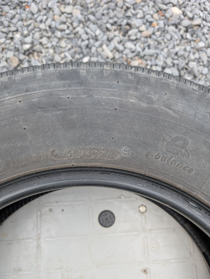 中古タイヤ　トラック用　185/85r16 １本