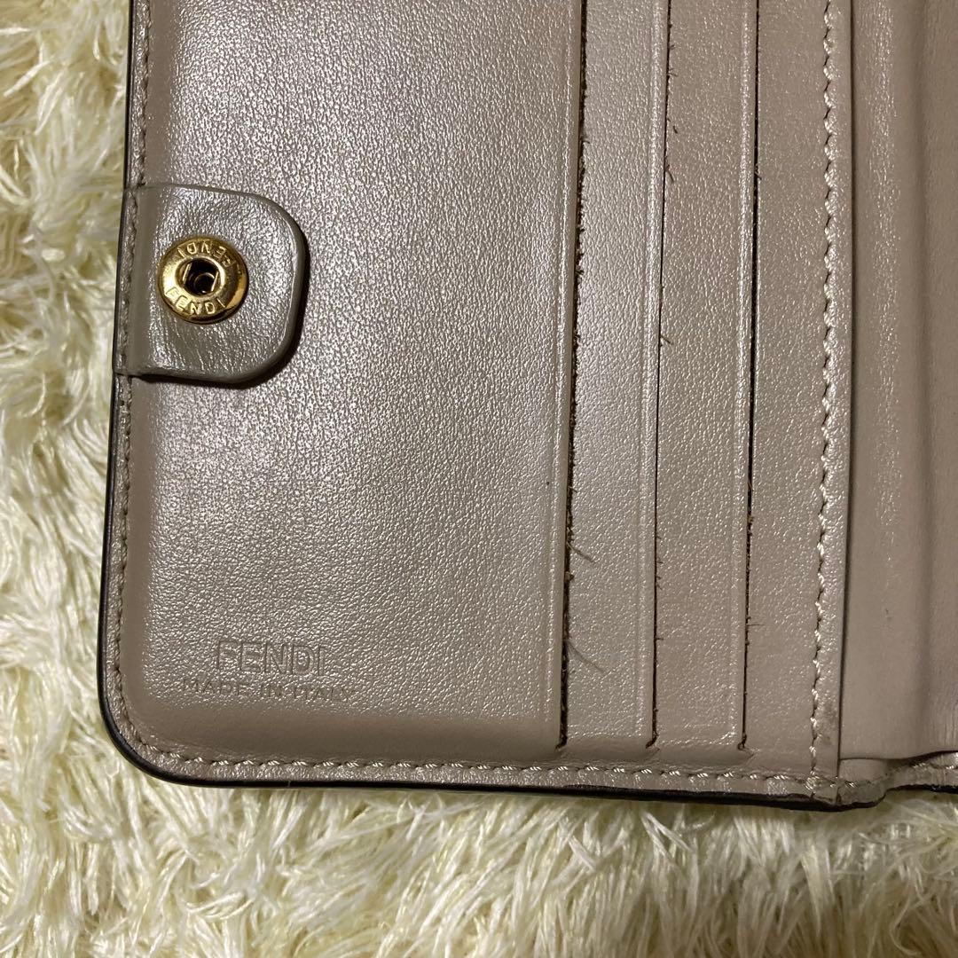 FENDI フェンディ 二つ折り財布 エフイズ グレー グレージュ