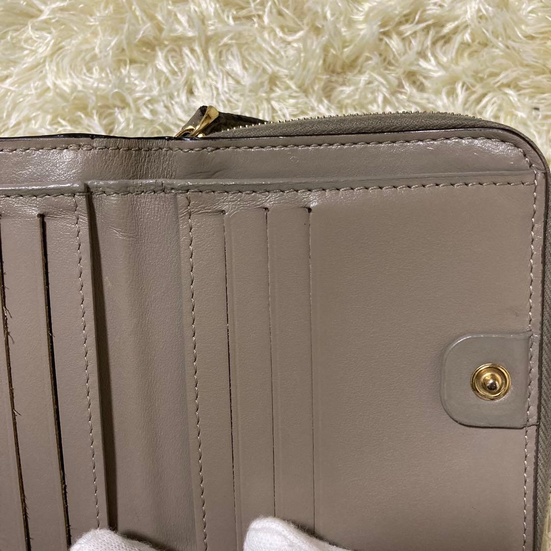 FENDI フェンディ 二つ折り財布 エフイズ グレー グレージュ